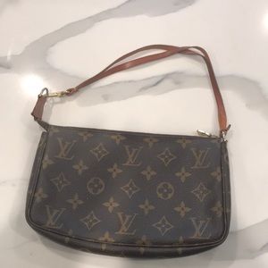 Louis Vuitton mini bag